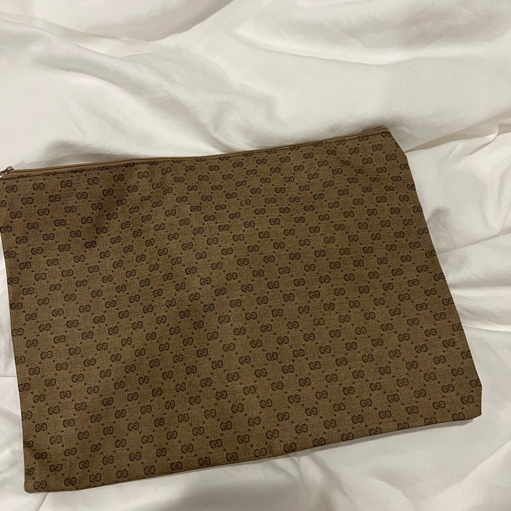 Gucci pouch